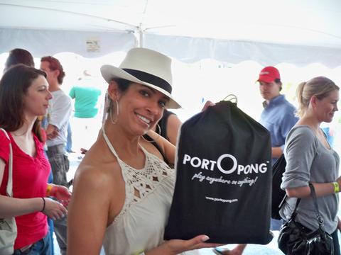 PORTOPONG Beer Pong Float + FREE TOTE